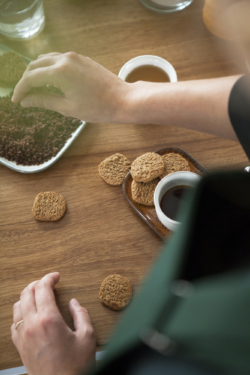 Cafe Cassonade Biscuits Sapin Cadeaux Sucre Canne Speculoos Table Noel Maison Dandoy