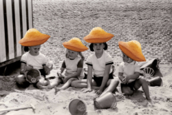 Carte Postale Hanne Pia Photo Maison Dandoy